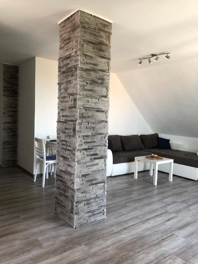 Tóparti hangulatú nyaraló-Balatonboglár Esterno foto